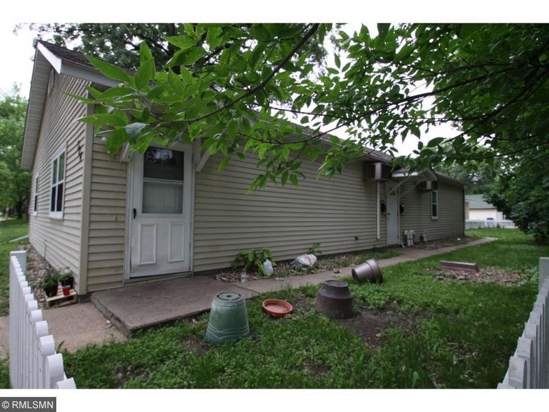 324 4th Ave NE, Saint Cloud, MN 56304