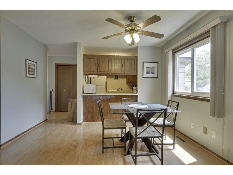 4119 Oxford St N, Shoreview, MN 55126