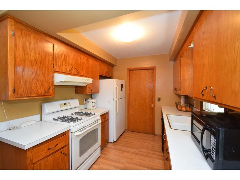7362 Symphony St NE, Fridley, MN 55432