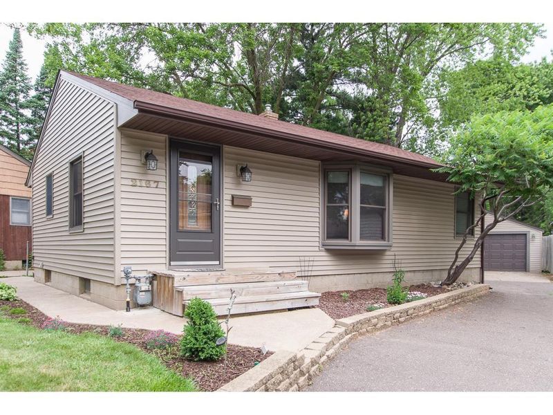 2167 Rose Ave E, Saint Paul, MN 55119