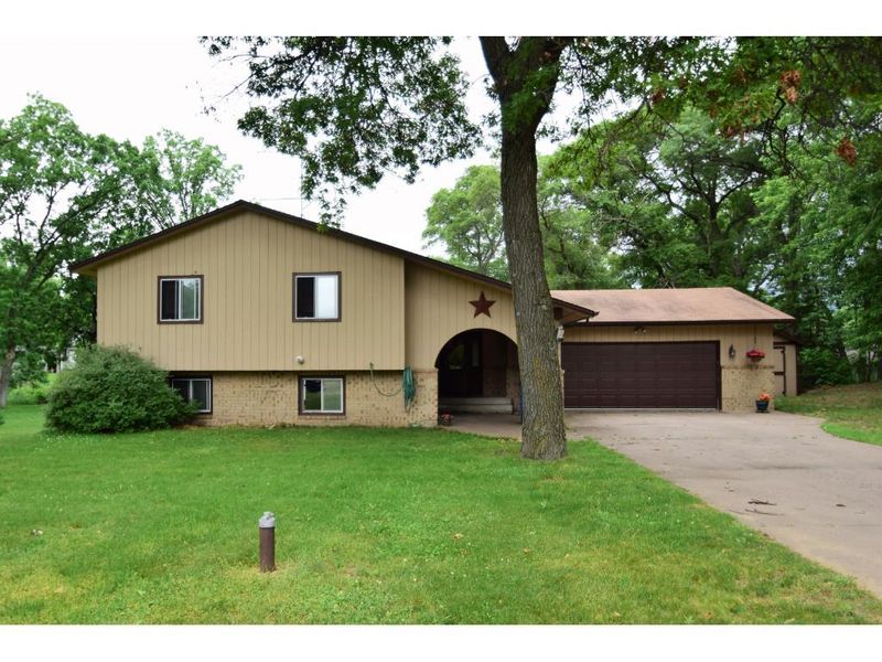 2655 Joy Ct S, Cambridge, MN 55008