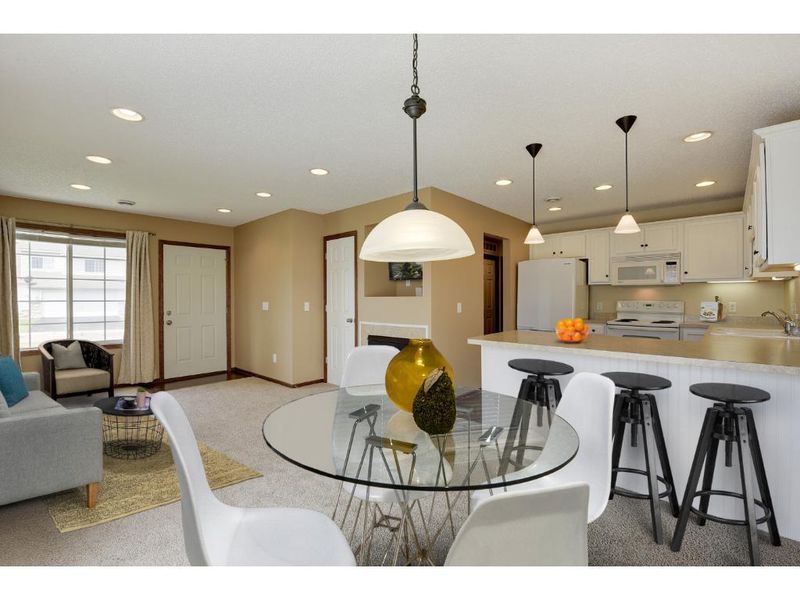 1443 Idlewild Ln, Waconia, MN 55387