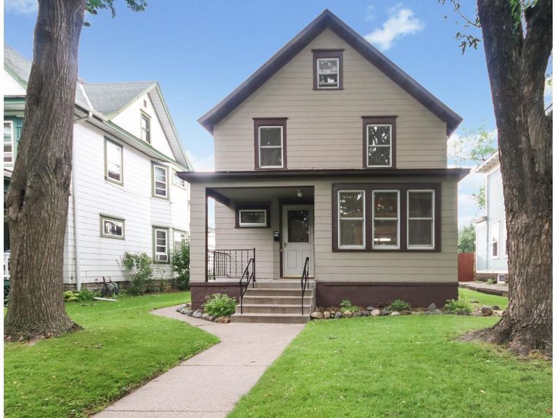 398 Herschel St, Saint Paul, MN 55104