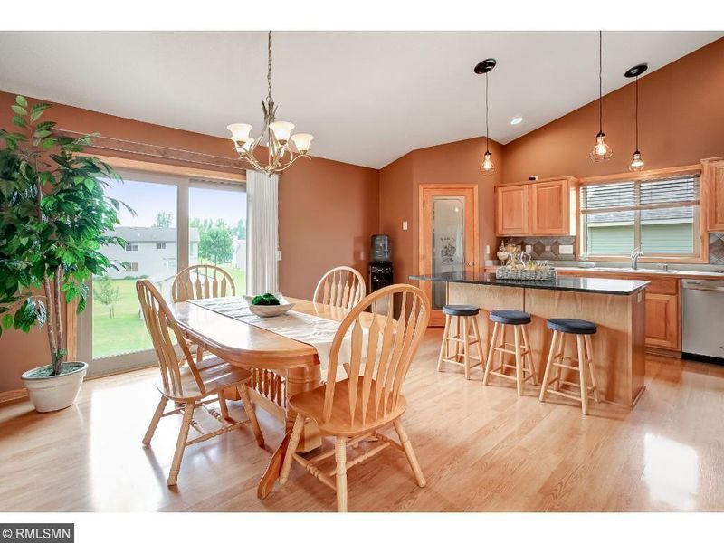 2307 Coldwater Crossing, Mayer, MN 55360