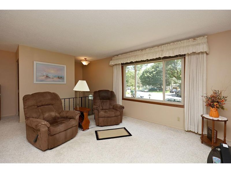 7217 166th Ct W, Rosemount, MN 55068