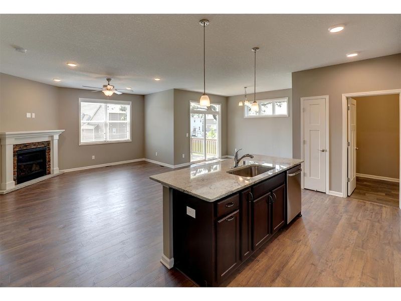 9790 66th St S, Cottage Grove, MN 55016