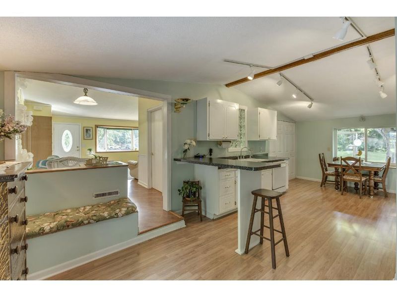 6470 Bluebird Cir, Maple Grove, MN 55369