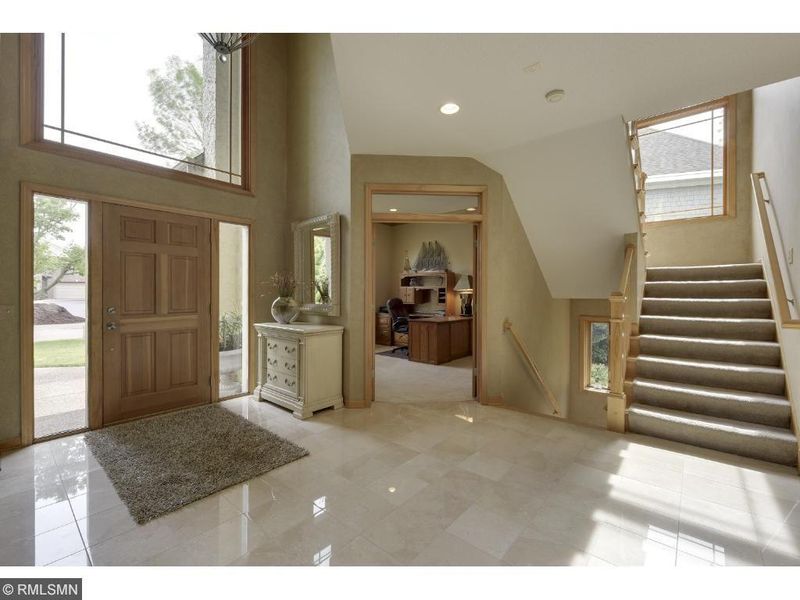17683 Ballantrae Cir, Eden Prairie, MN 55347