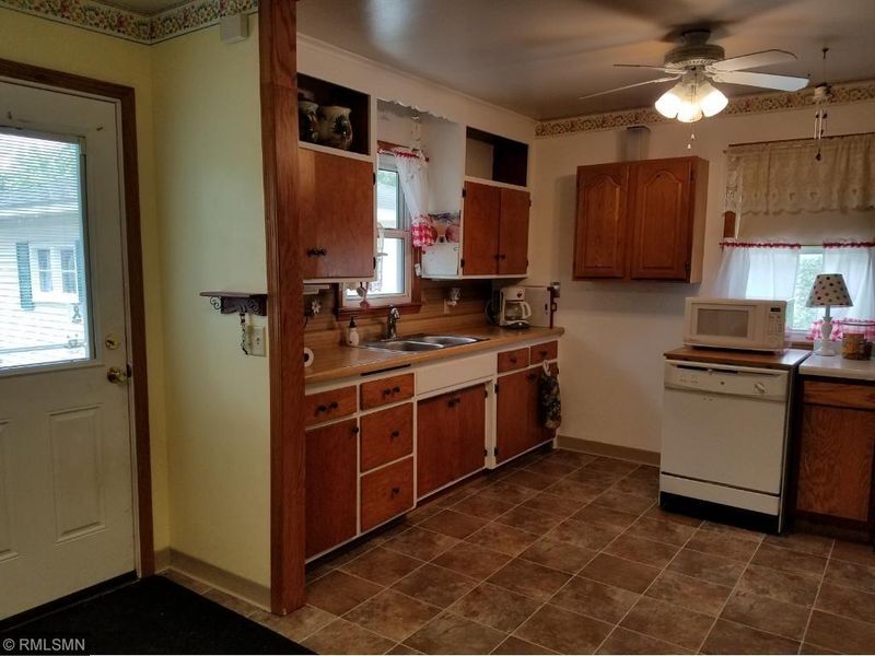 5308 53rd Ave N, Minneapolis, MN 55429