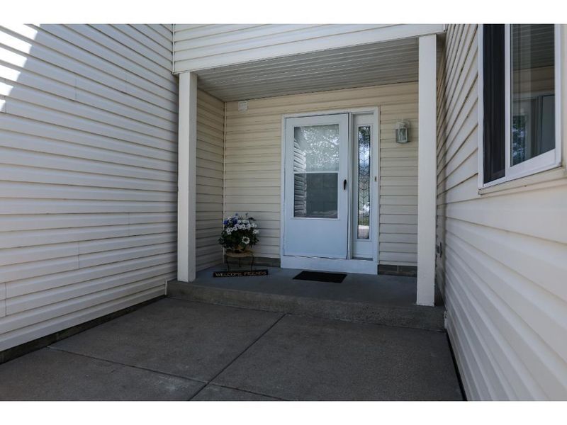 110 Bradbury Cir, Jordan, MN 55352