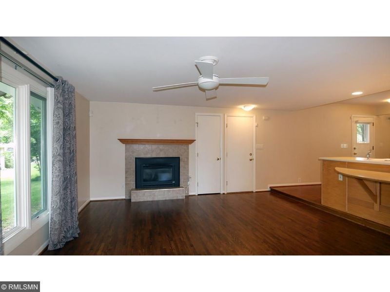 8385 Knox Ave S, Bloomington, MN 55431