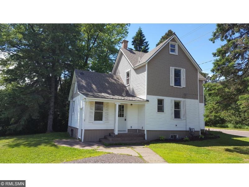 2002 W Arrowhead Rd, Duluth, MN 55811