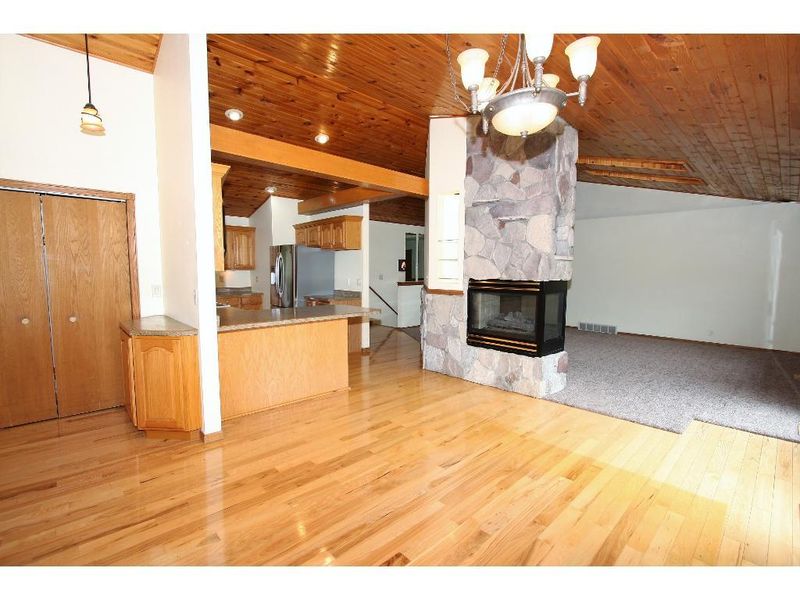 1811 Susan Dr, Eau Claire, WI 54701