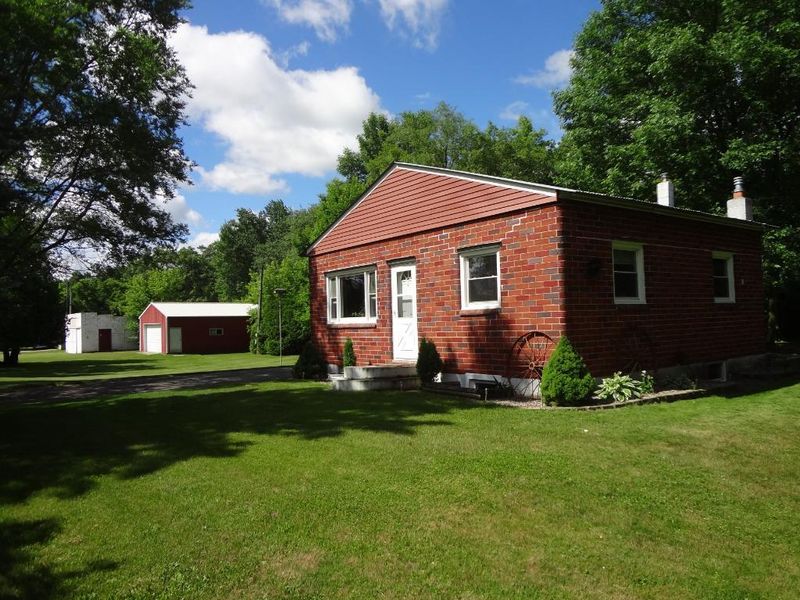 1822 165th Ave, Clear Lake, MN 55319