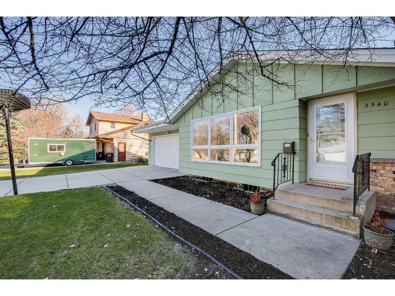 3540 Jersey Ave N, Crystal, MN 55427