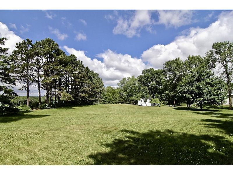 4101 Gale Cir, Arden Hills, MN 55112