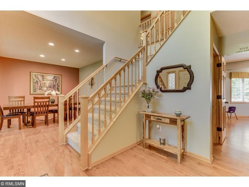 1221 Wildwood Way, Chaska, MN 55318