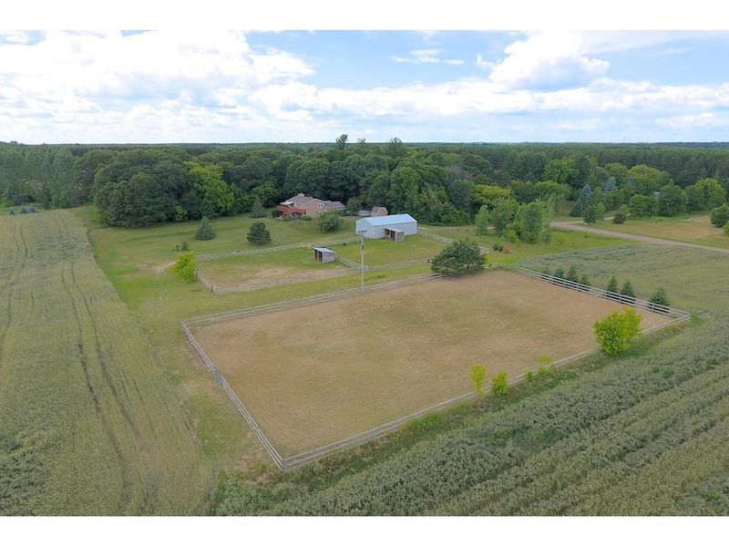 4100 329th Ave NW, Cambridge, MN 55008