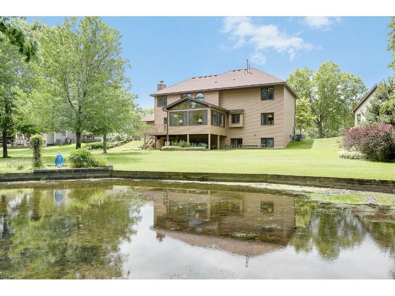 908 Ferndale St S, Maplewood, MN 55119