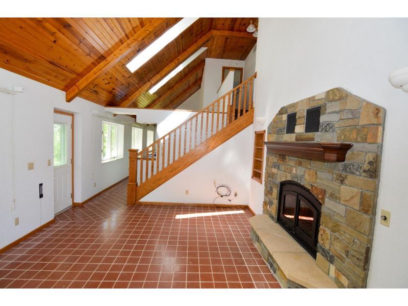 7356 Cable Rd, Little Falls, MN 56345
