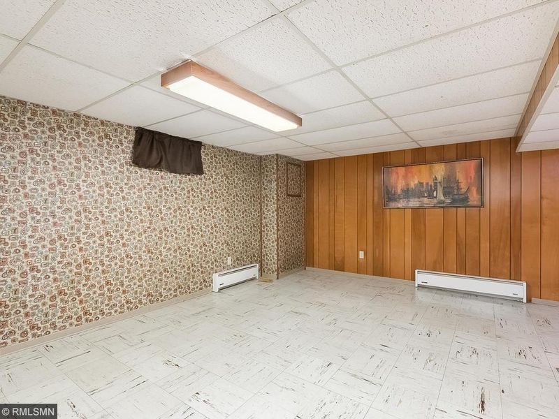 11957 Crocus St NW, Coon Rapids, MN 55433