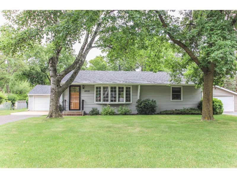 3830 Saint Regis Dr, White Bear Lake, MN 55110