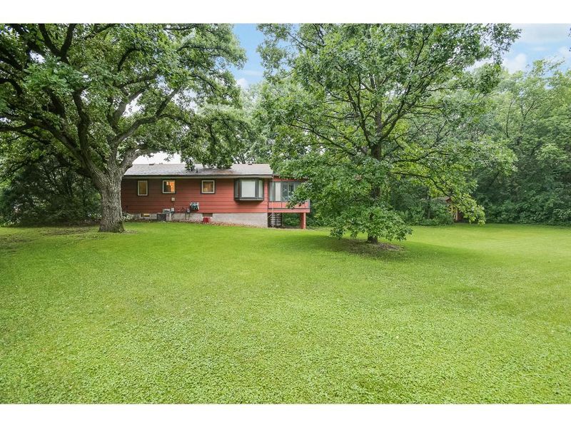 13470 Wellington Ct, Champlin, MN 55316
