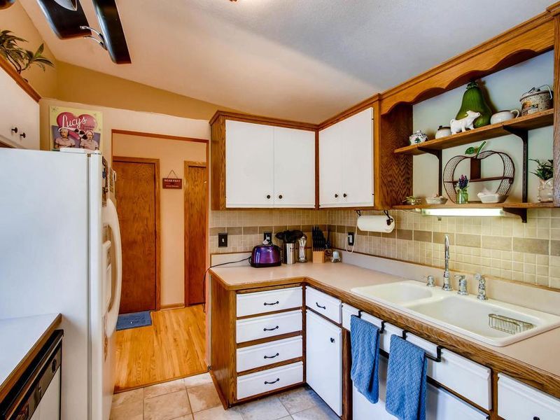 110104 Friendship Ln, Chaska, MN 55318