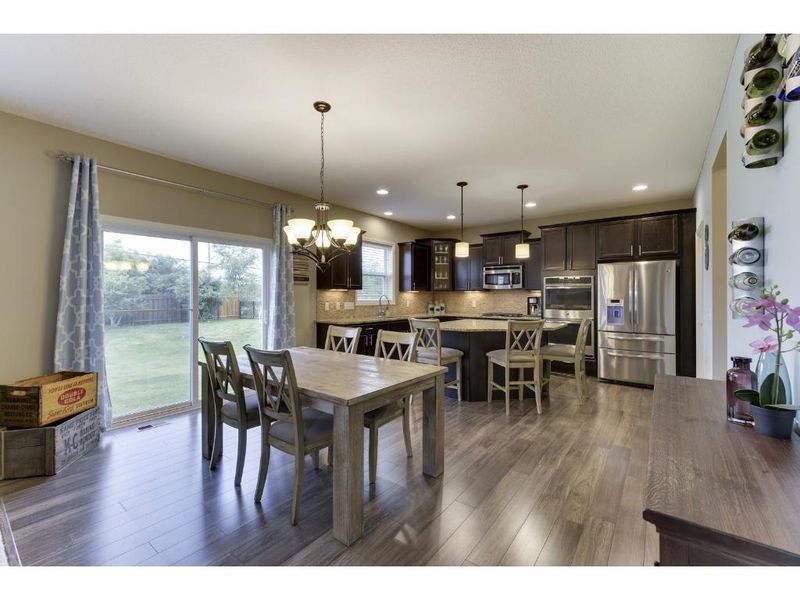 14398 Alma Ave, Rosemount, MN 55068