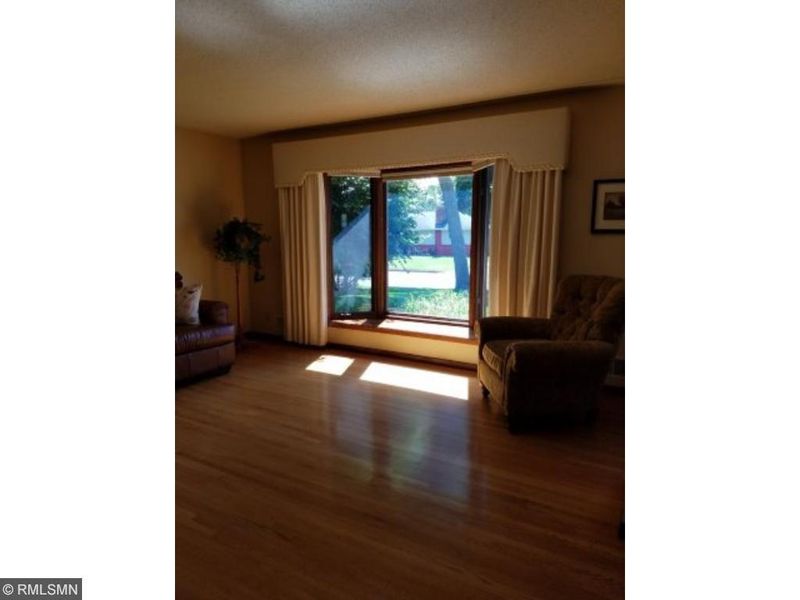 6827 3rd Ave S, Richfield, MN 55423