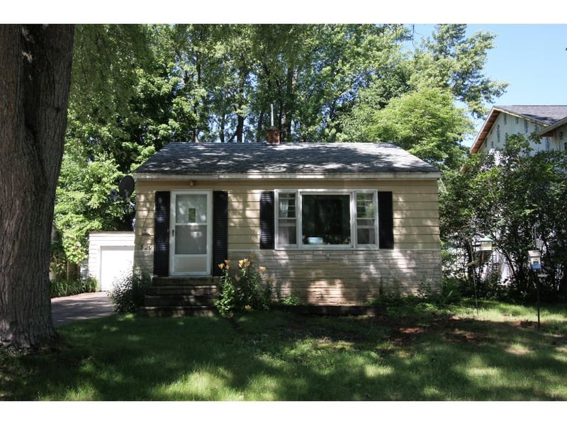 520 Harlem St, Altoona, WI 54720