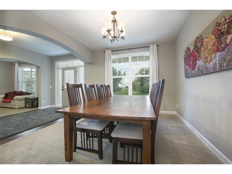 11470 Riverview Rd, Eden Prairie, MN 55347