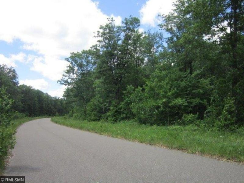 L 3 B 1 Country Way, Brainerd, MN 56401