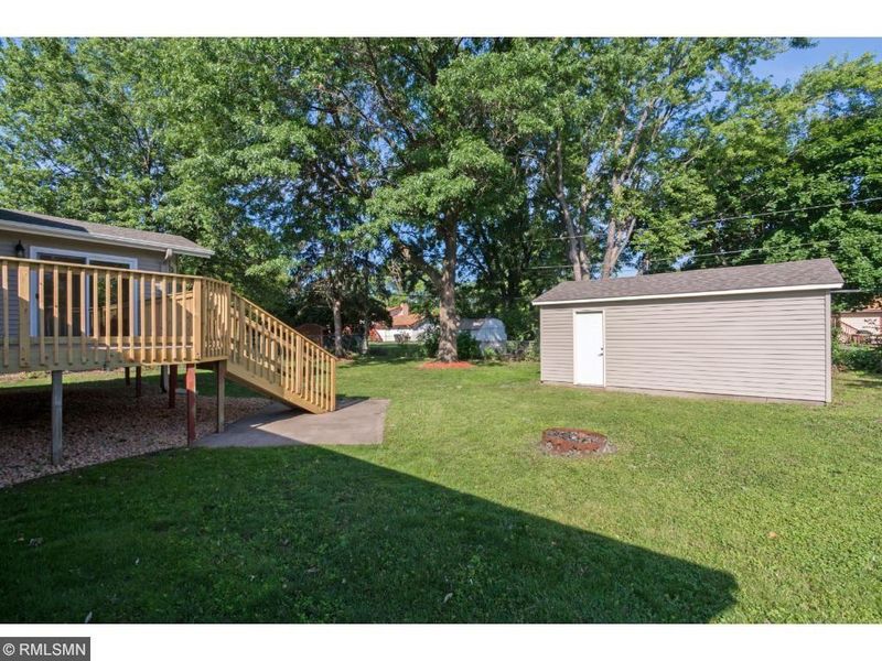 8109 Xenia Ave N, Brooklyn Park, MN 55443