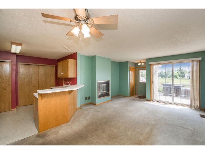 13151 Meadowood Way NW #142, Coon Rapids, MN 55448