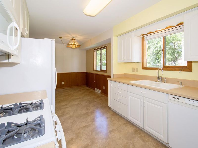 6824 10th Ave S, Richfield, MN 55423