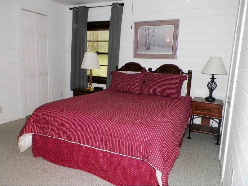 21398 Ivan Dr, Park Rapids, MN 56470