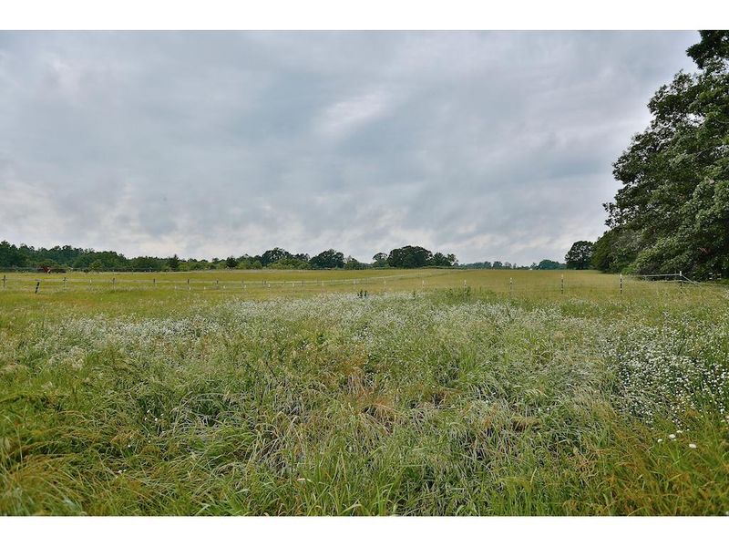 37488 Falcon Ave, North Branch, MN 55056