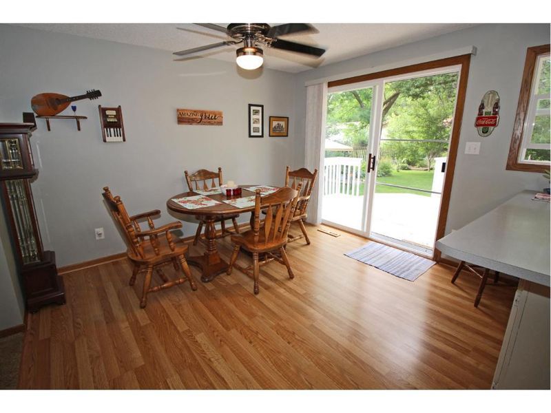 2297 13th Ave E, North Saint Paul, MN 55109