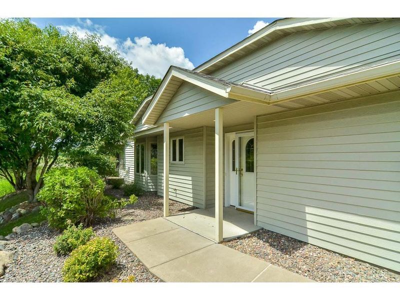 5225 Pathways Ave, White Bear Lake, MN 55110