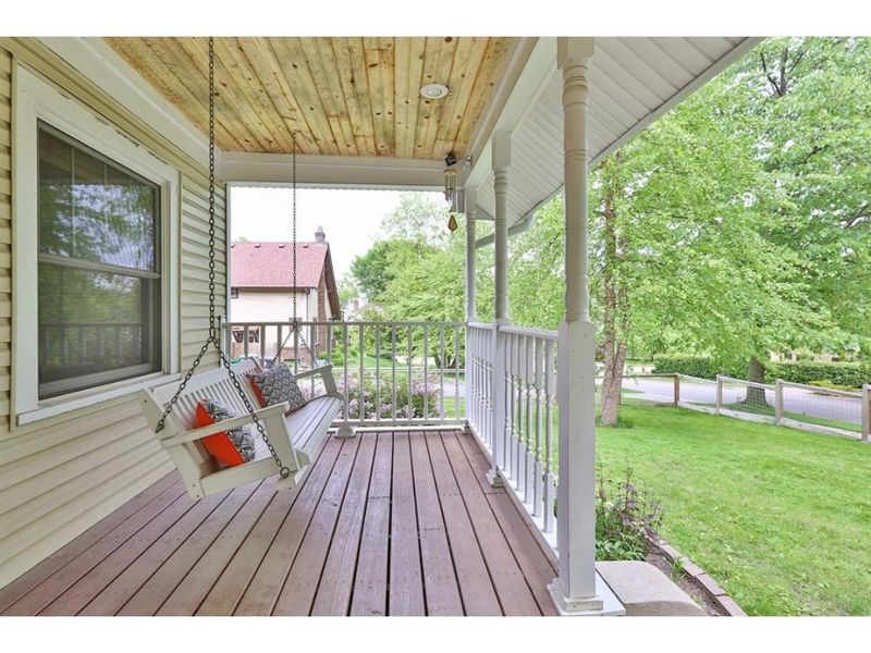 2132 Mount View Ave, Minneapolis, MN 55405