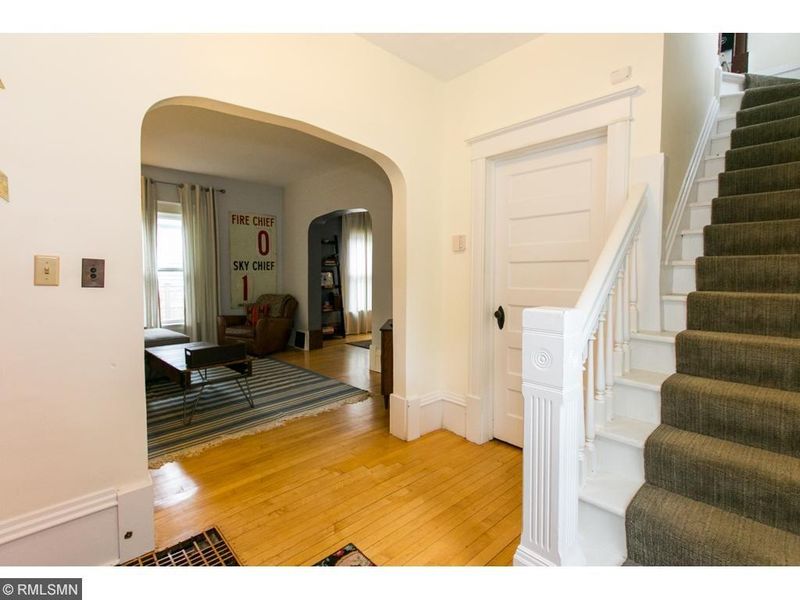 225 W 39th St, Minneapolis, MN 55409