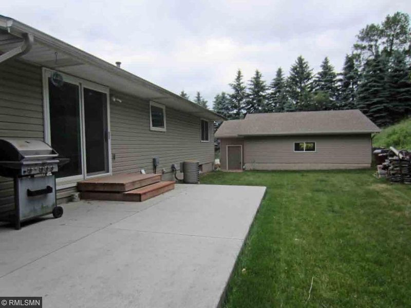 4276 Westview Dr, Shoreview, MN 55126