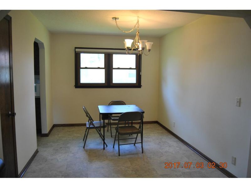 2348 Brookview Dr, Brooklyn Center, MN 55430