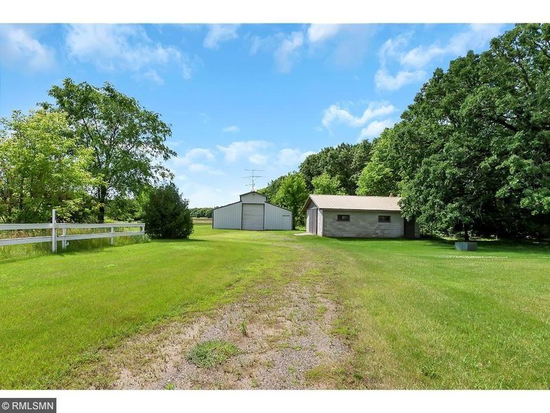 4550 125th St NW, Rice, MN 56367