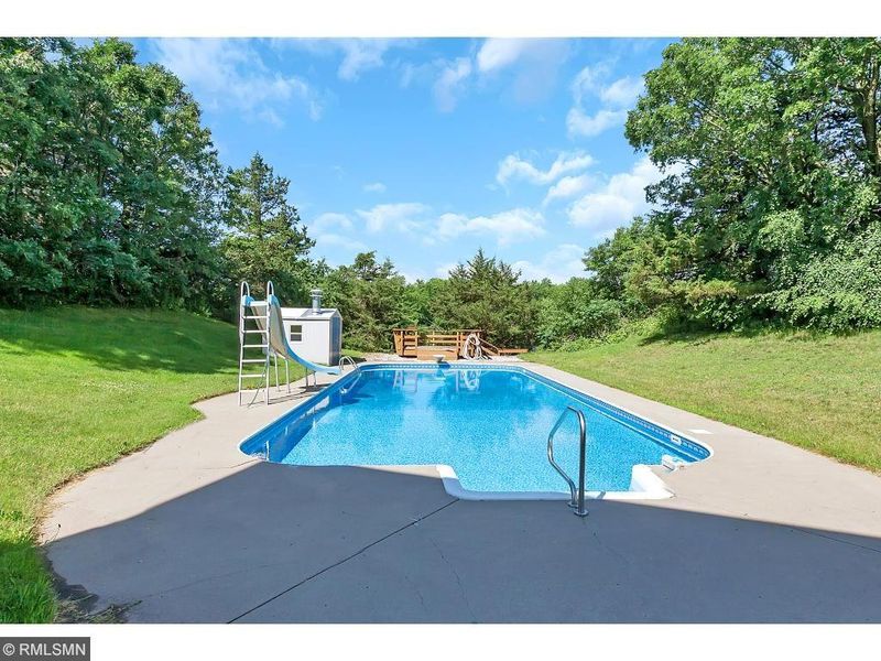 4550 125th St NW, Rice, MN 56367