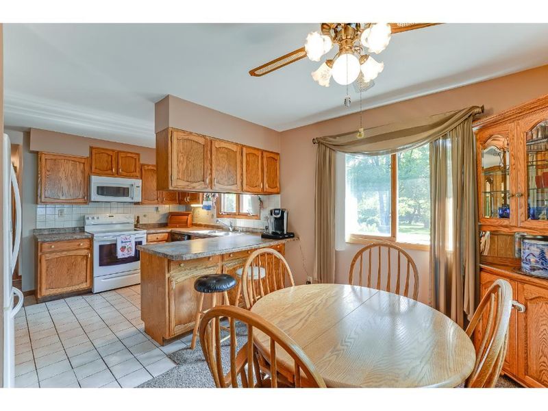 26437 Forli Ave, Wyoming, MN 55092