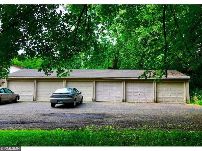 2548 Ruth St, Little Canada, MN 55117