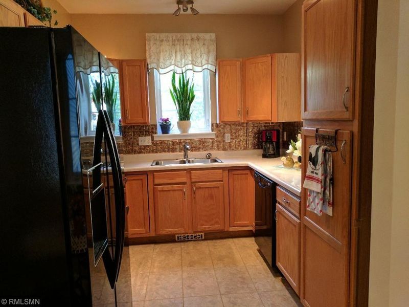 1862 Christensen Ave, West Saint Paul, MN 55118