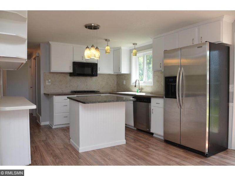 8245 Packard Ave NE, Elk River, MN 55330